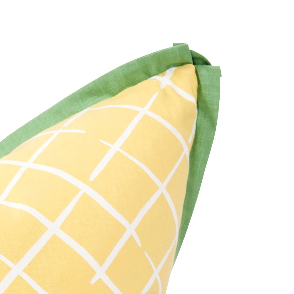 Cove End Daffodil Poly Pillow- 24" x 24"